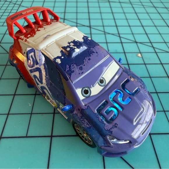 Disney Pixar Cars LIGHT UP McQueen Francesco Bernoulli Raoul Carla Veloso - Picture 11 of 16